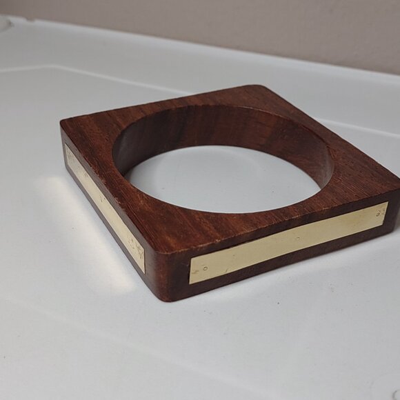 8 Inch Vintage Square Wooden Bangle - Picture 7 of 7
